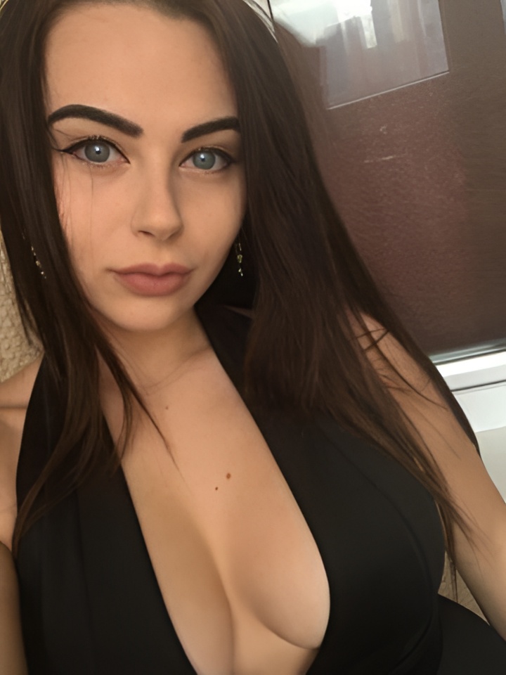 Эвелина привлекальеная девушка из Первоуральска цена от 3000 руб