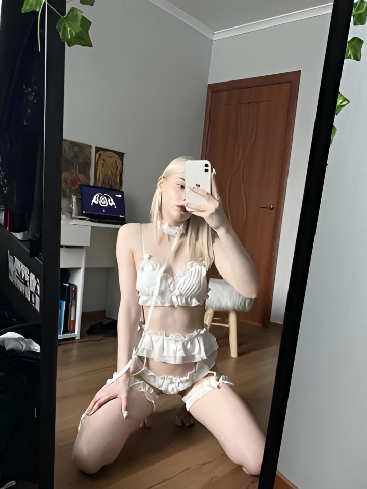 Мальвина привлекальеная девушка из Первоуральска цена от 2500 руб