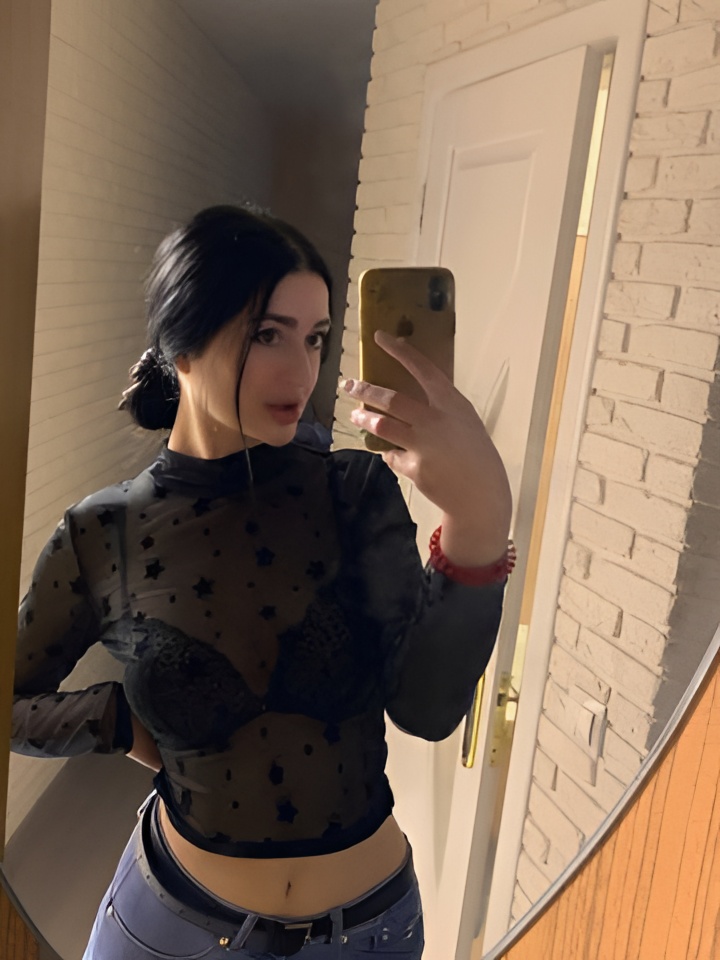 Василиса привлекальеная девушка из Первоуральска цена от 1500 руб