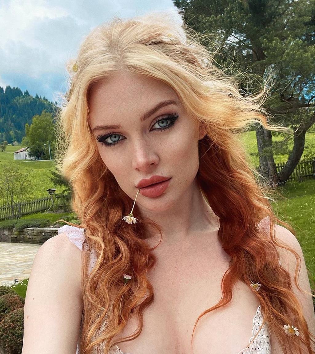 Даша привлекательная девушка из Первоуральска цена от 3000 руб