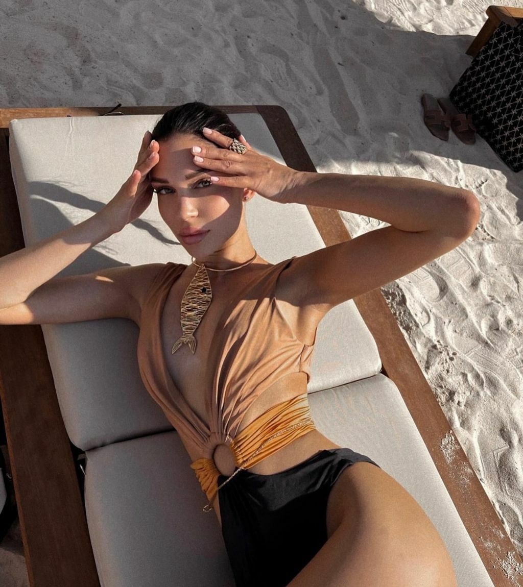 Влада привлекальеная девушка из Первоуральска цена от 3000 руб