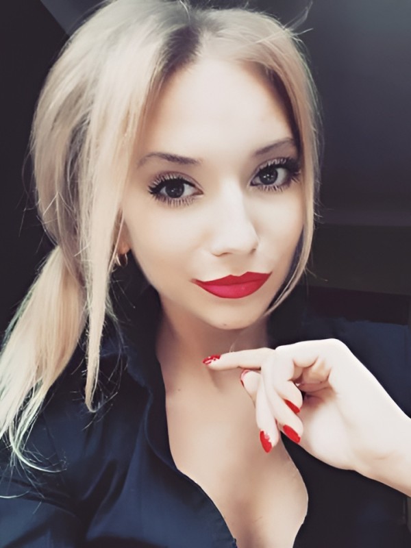 Лиза привлекательная девушка из Первоуральска цена от 3000 руб