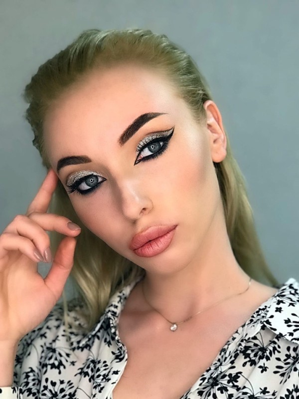 Рита привлекательная девушка из Первоуральска цена от 3500 руб