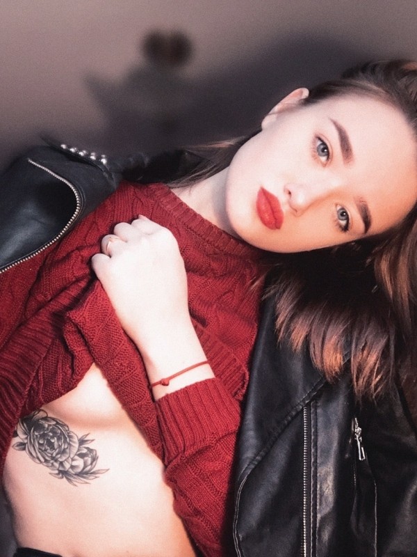 Милена привлекательная девушка из Первоуральска цена от 3000 руб