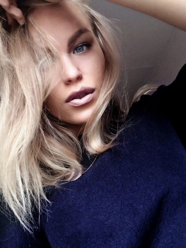 Яна привлекательная девушка из Первоуральска цена от 3500 руб